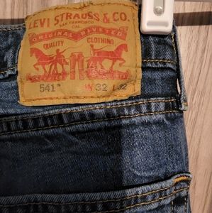 Levi's 541 32x32
